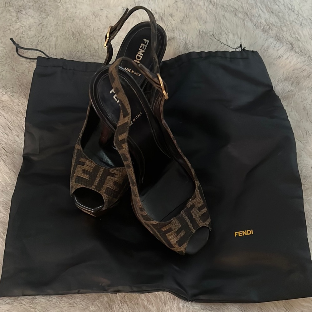 Fendi print platform sling back heels